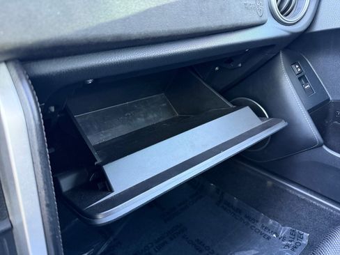 Used 2017 Toyota 86 image 19