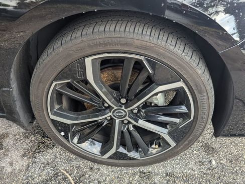 Used 2024 Nissan Altima 2.5 SR w/ SR Premium Package image 19