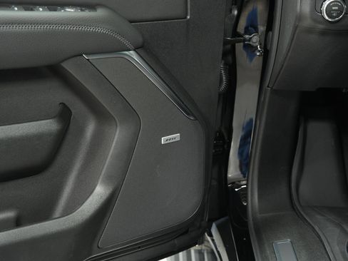 New 2026 GMC Yukon Denali w/ Denali Reserve Package AWD/4WD image 32