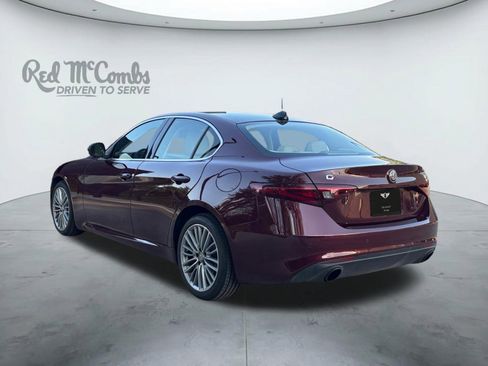 Used 2019 Alfa Romeo Giulia Ti w/ Quick Order Package 22X Lusso image 3