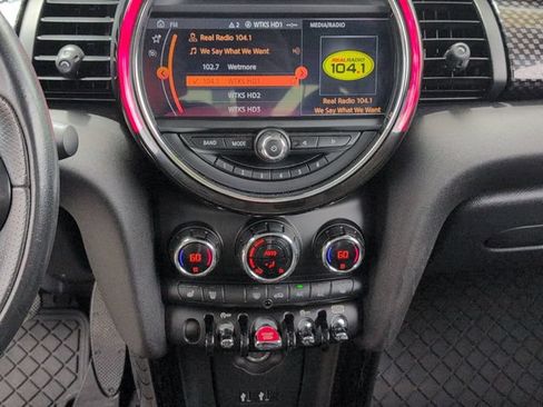 Used 2020 MINI Cooper S FWD image 15