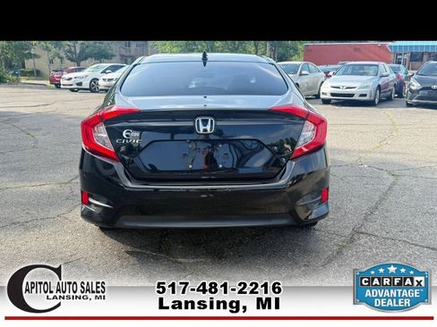 Used 2018 Honda Civic EX image 7