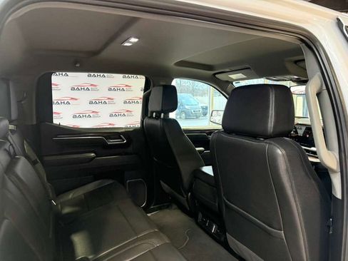 Used 2025 GMC Sierra 1500 SLT image 44