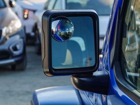 Certified 2023 Jeep Gladiator Sport image 18