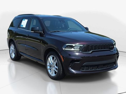 Used 2024 Dodge Durango GT RWD image 3