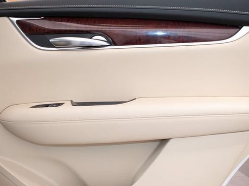 Used 2019 Cadillac XT5 Luxury FWD image 13