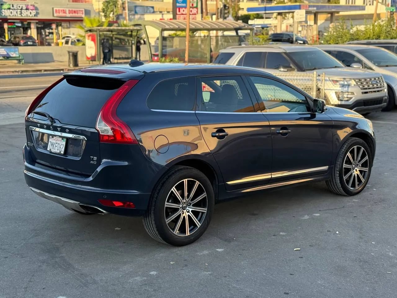 Used 2015 Volvo XC60 T5 AWD/4WD image 22