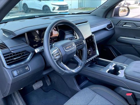 Certified 2025 GMC Acadia Elevation image 17