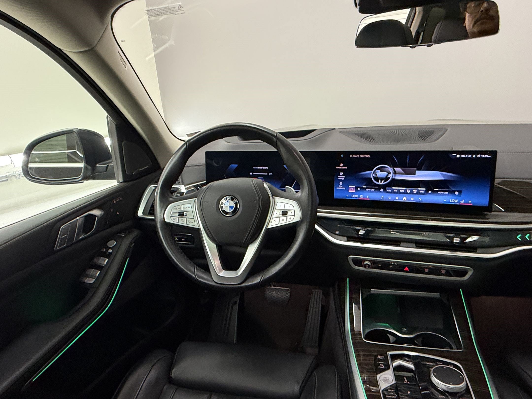 Used 2026 BMW X7 xDrive40i AWD/4WD image 29