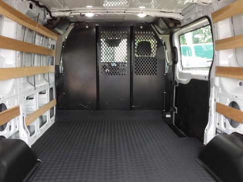 Used 2024 Ford Transit 250 Low Roof w/ Exterior Upgrade Package RWD image 31