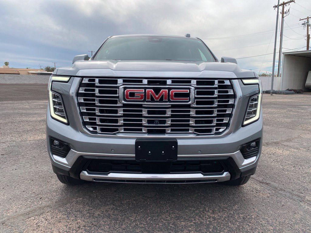 Used 2025 GMC Yukon Denali AWD/4WD image 30