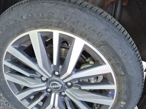 Used 2024 Nissan Kicks SV FWD image 22