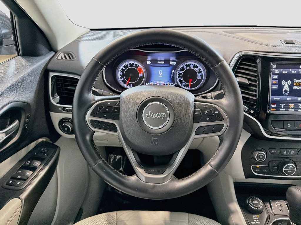 Used 2019 Jeep Cherokee Limited AWD/4WD image 21