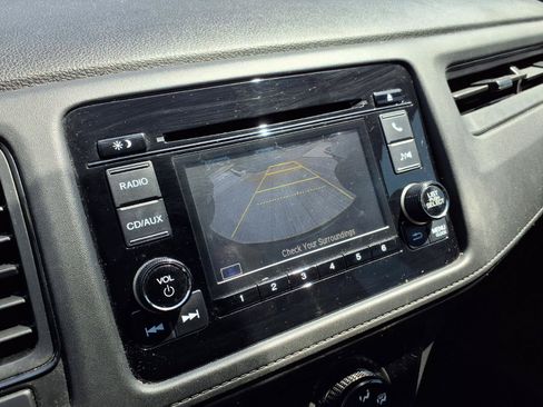 Used 2016 Honda HR-V LX image 7