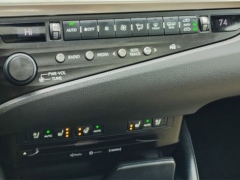 Used 2020 Lexus ES 350 w/ Premium Package image 22