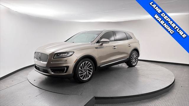 Used 2019 Lincoln Nautilus Reserve w/ Driver Assistance Package FWD image 2