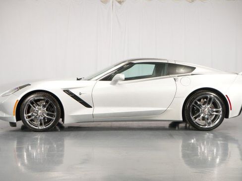 Used 2014 Chevrolet Corvette Stingray Coupe w/ 3LT Preferred Equipment Group RWD image 3