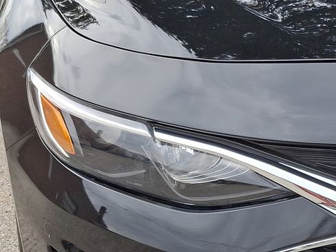 Used 2020 Chevrolet Malibu RS w/ LPO, Convenience Package 2 image 9