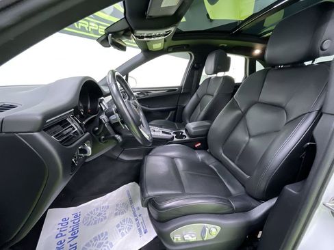 Used 2020 Porsche Macan image 17