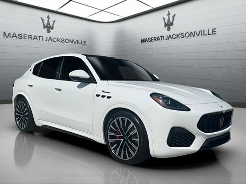 Certified 2023 Maserati Grecale Modena AWD/4WD image 9