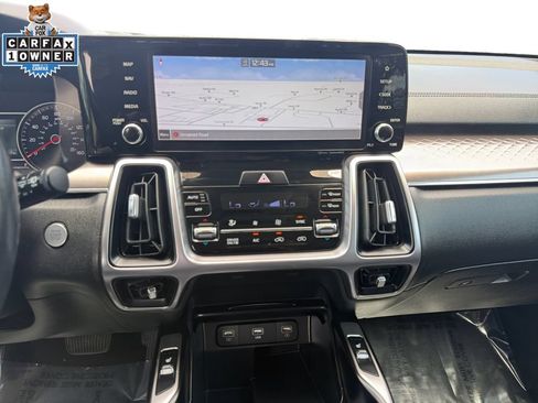 Used 2022 Kia Sorento S AWD/4WD image 11