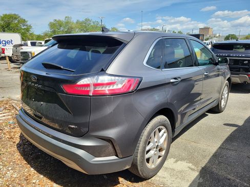 Used 2024 Ford Edge SEL AWD/4WD image 4
