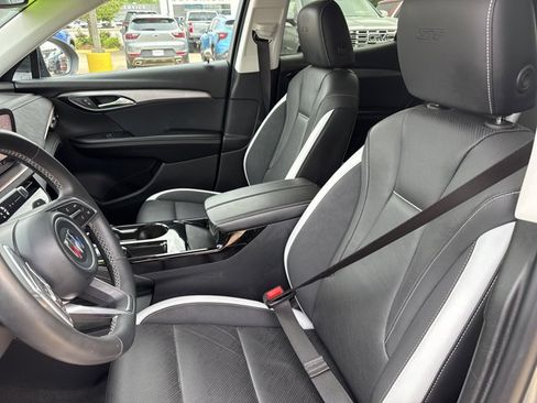 Used 2025 Buick Envision Sport Touring AWD/4WD image 5