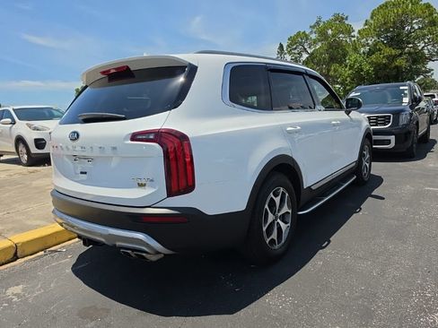 Used 2020 Kia Telluride EX w/ Towing Package FWD image 17