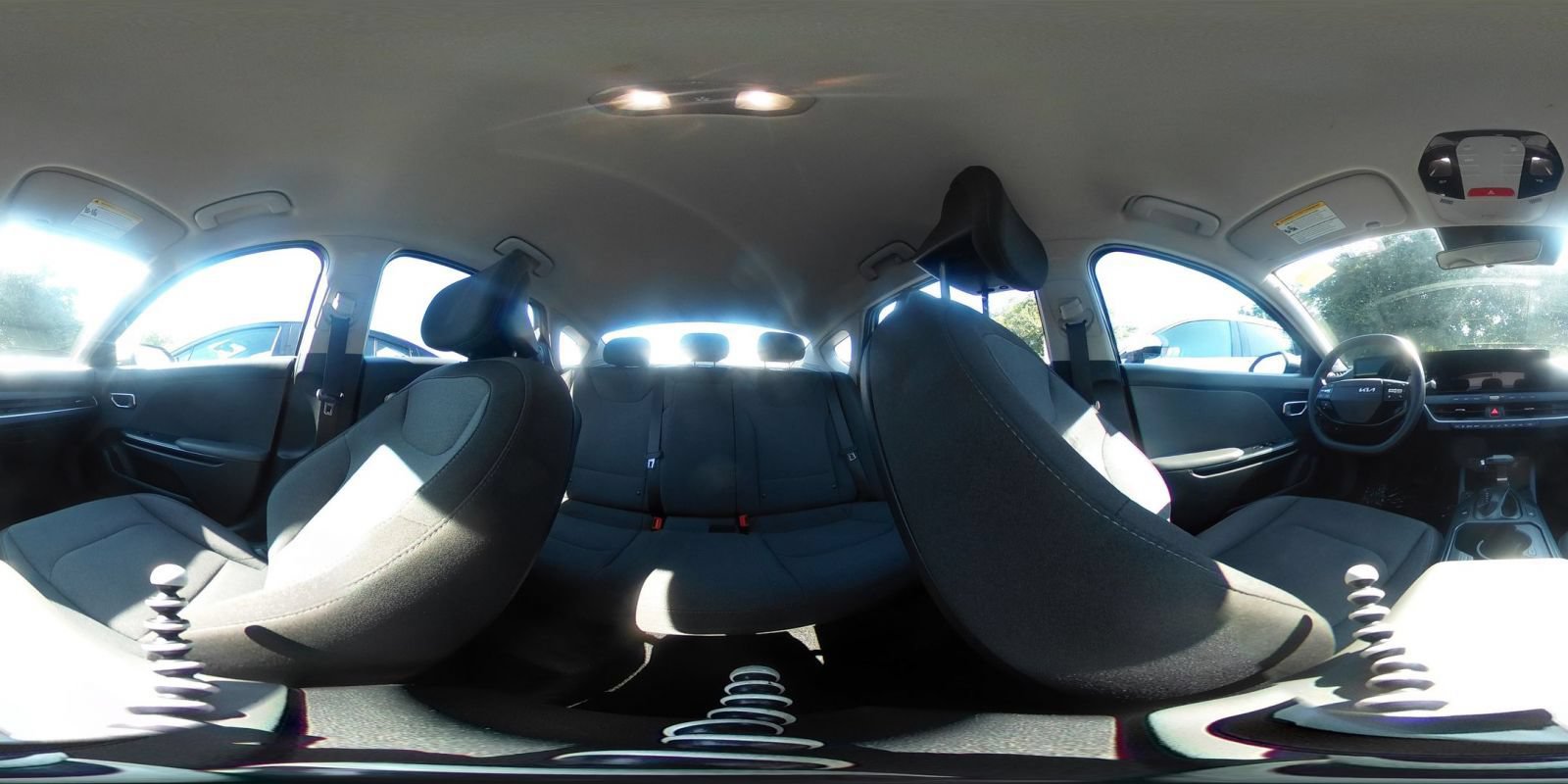 Used 2025 Kia K4 FWD image 40