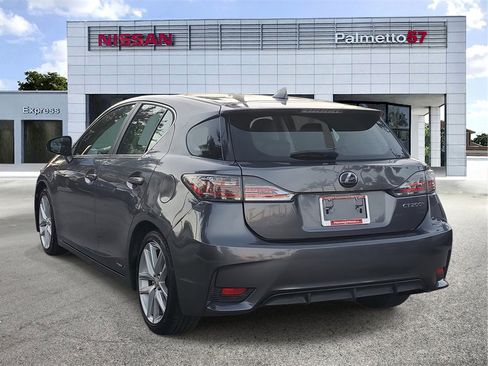 Used 2014 Lexus CT 200h image 4