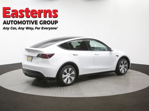 Used 2021 Tesla Model Y Long Range AWD/4WD image 36