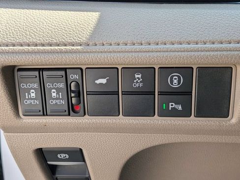 Certified 2023 Honda Odyssey Touring image 25