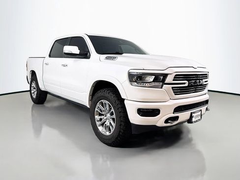 Used 2022 RAM 1500 Laramie w/ Laramie Southwest Edition AWD/4WD image 3