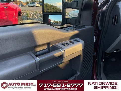 Used 2011 Ford F250 Lariat w/ Lariat Interior Pkg AWD/4WD image 7