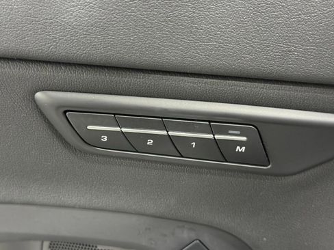 Used 2021 Jaguar E-PACE SE image 24