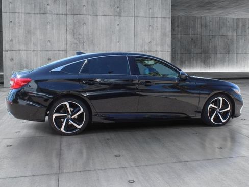 Used 2020 Honda Accord Sport image 8