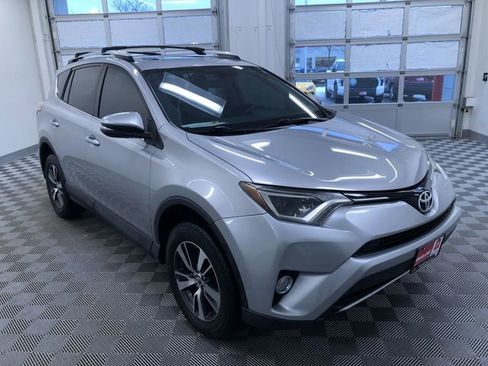 Used 2016 Toyota RAV4 XLE image 34