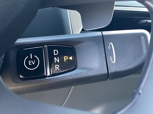 New 2026 Kia EV9 Light RWD image 17
