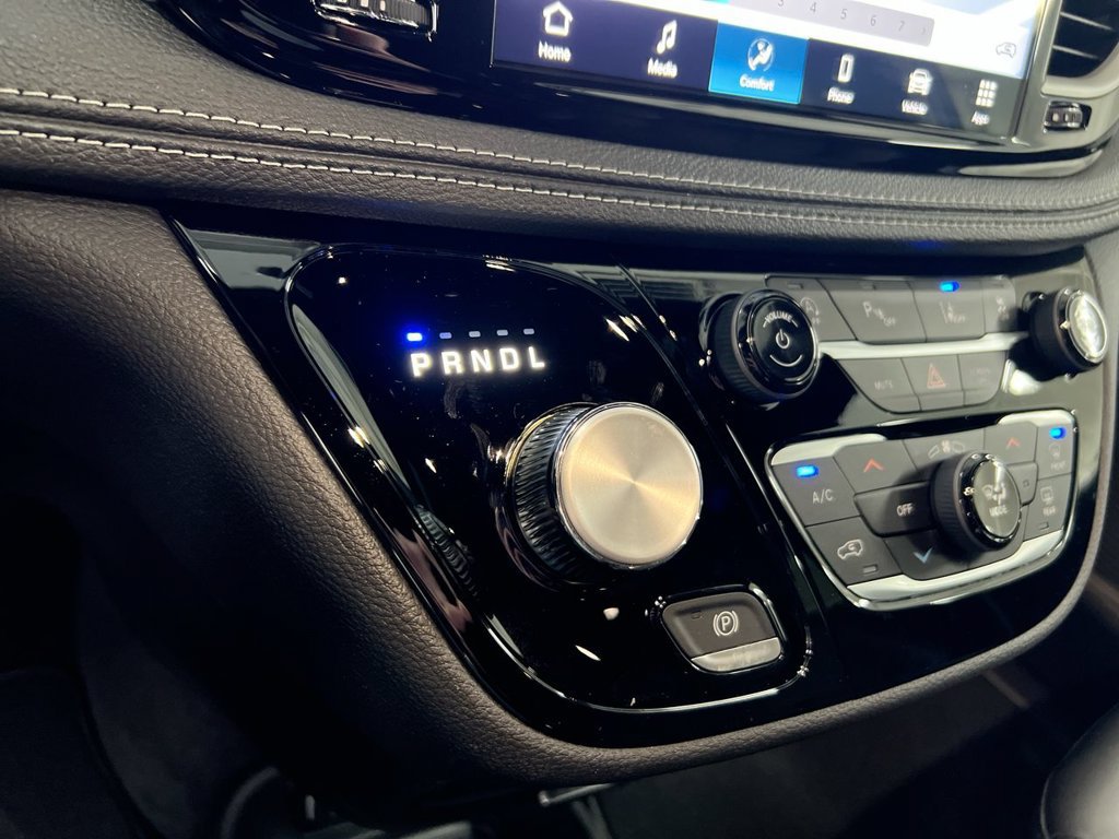 New 2026 Chrysler Pacifica Select AWD/4WD image 17