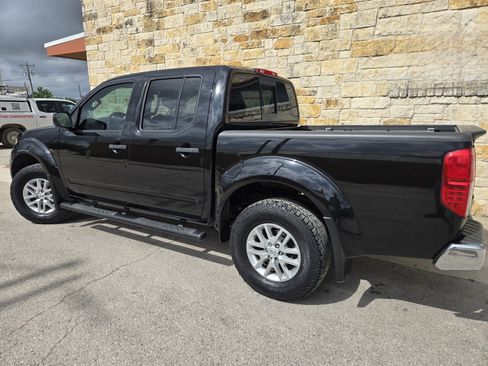 Used 2016 Nissan Frontier SV w/ SV Value Truck Package image 3