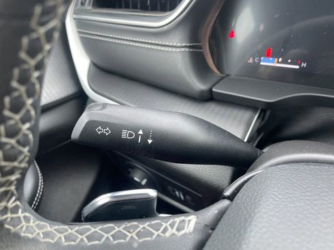 Used 2024 Jeep Grand Cherokee Altitude image 23