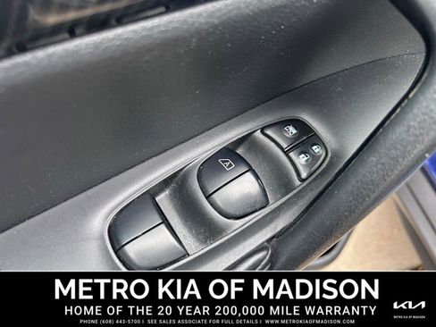 Used 2017 Nissan Rogue SL w/ SL Premium Package image 14