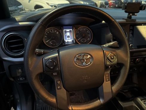Used 2023 Toyota Tacoma TRD Off-Road w/ Technology Package image 20
