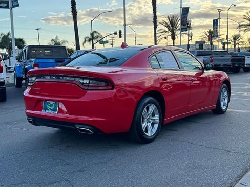 Used 2023 Dodge Charger SXT RWD image 4
