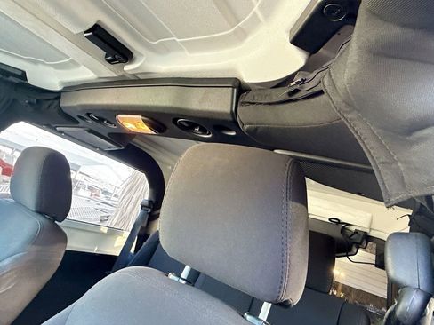 Used 2016 Jeep Wrangler Sport image 20