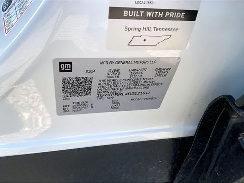 Certified 2024 Cadillac Lyriq Luxury w/ LPO, Floor Liner Package AWD/4WD image 33