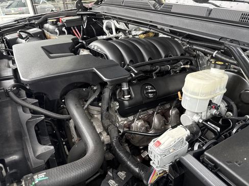 Used 2017 GMC Yukon Denali image 17