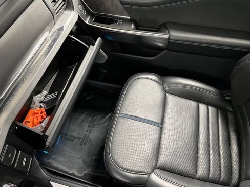 Used 2025 Ford F350 Platinum w/ Tremor Off-Road Package image 39