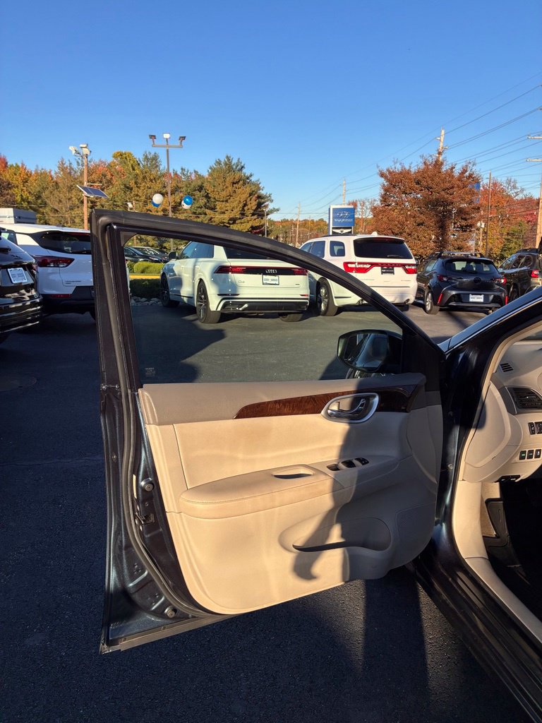 Used 2013 Nissan Sentra SL w/ Leather Pkg FWD image 26