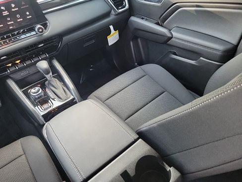 New 2026 GMC Canyon Elevation w/ Convenience Package AWD/4WD image 13